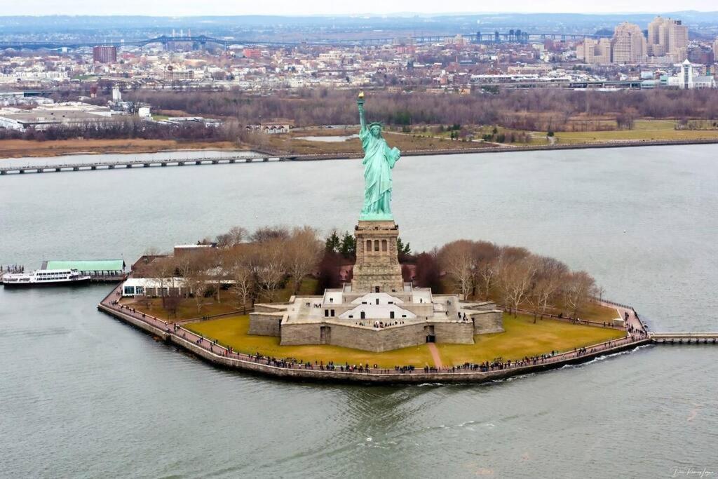 Swj 2Nd - Times Sq, Brooklyn Bridge, Lga In 15 Min Apartamento Nova Iorque Exterior foto